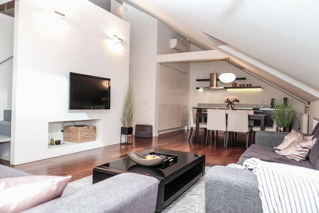 #Stayhere - Spacious Luxury Town Hall 3Bdr Apartment Βίλνιους Εξωτερικό φωτογραφία