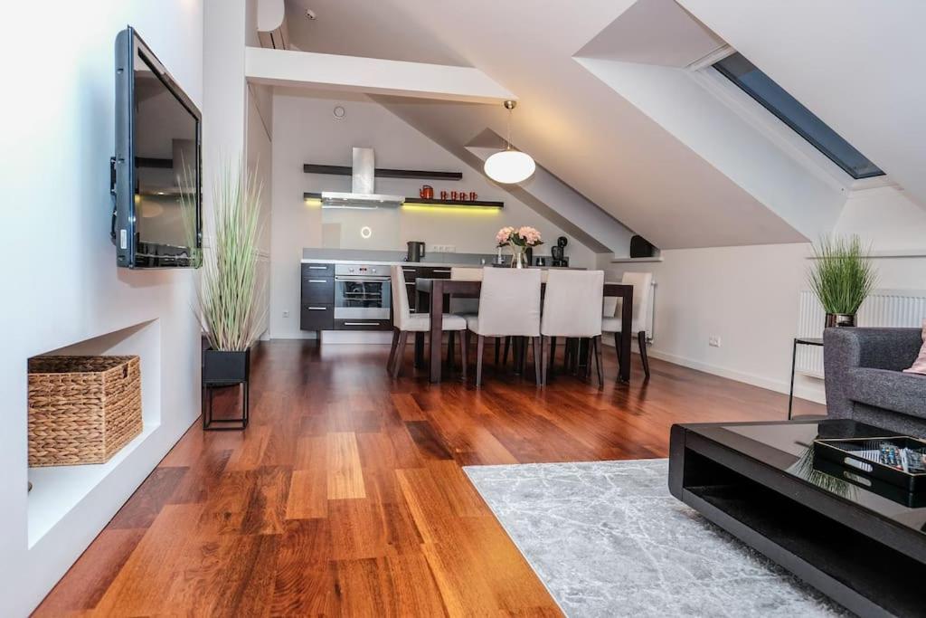#Stayhere - Spacious Luxury Town Hall 3Bdr Apartment Βίλνιους Εξωτερικό φωτογραφία