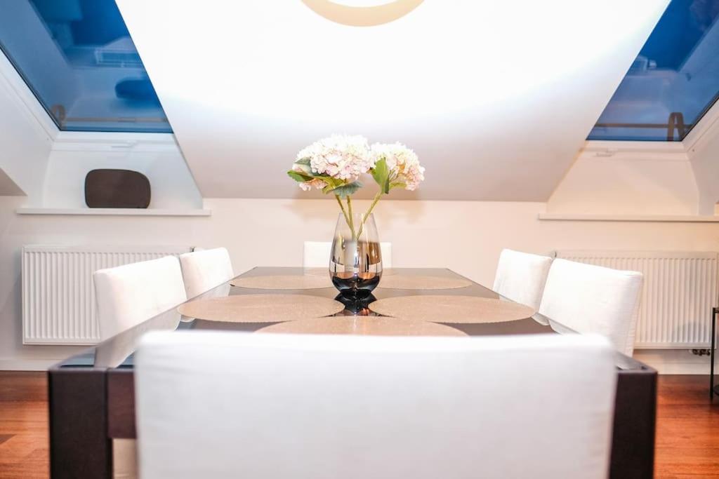 #Stayhere - Spacious Luxury Town Hall 3Bdr Apartment Βίλνιους Εξωτερικό φωτογραφία